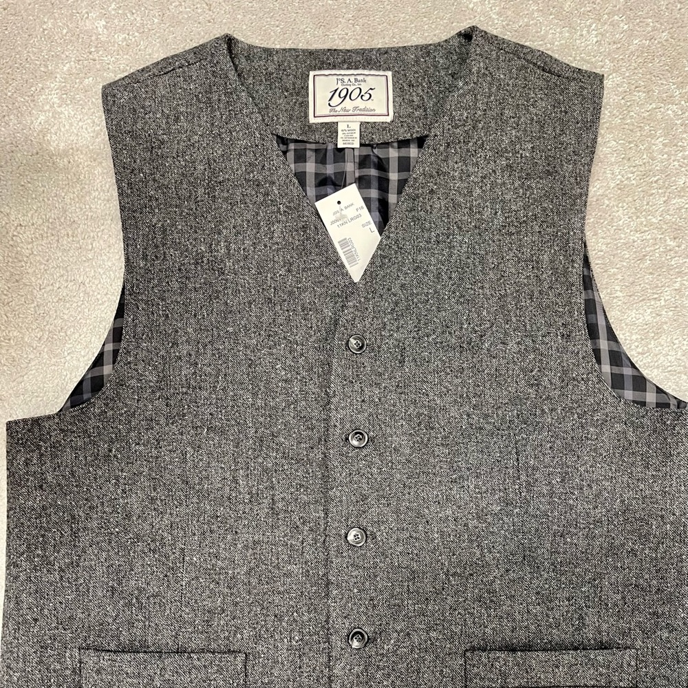 Men’s Gray Wool Vest